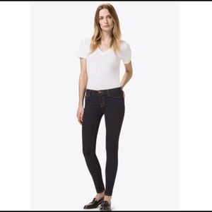 J BRAND 811 Mid-Rise Skinny in Ink